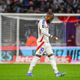 L’OL en crise, Lacazette accepte de se sacrifier